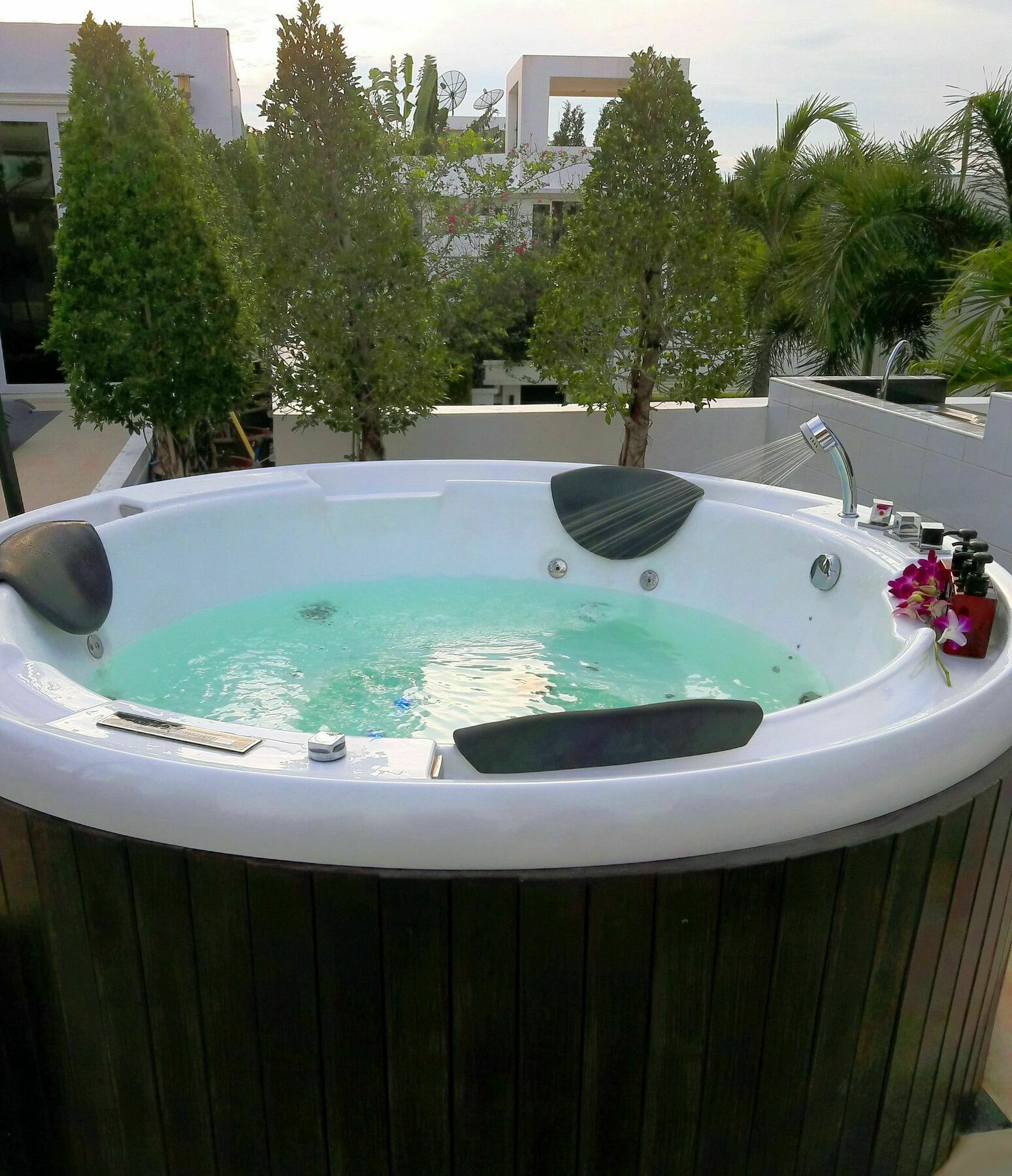 Best Pool Villa Jomtien Pattaya Bagian luar foto