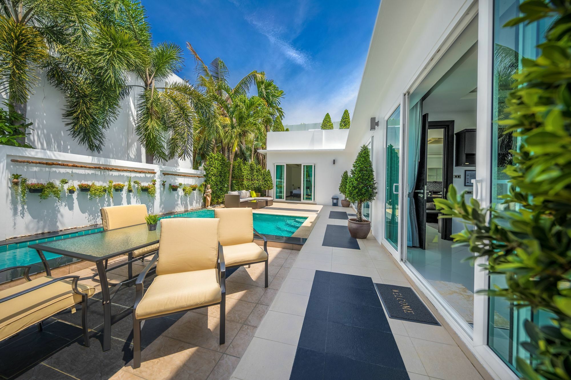 Best Pool Villa Jomtien Pattaya Bagian luar foto
